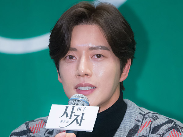 Park Hae Jin Curhat Soal Perankan Empat Karakter Sekaligus di Drama 'Four Sons'