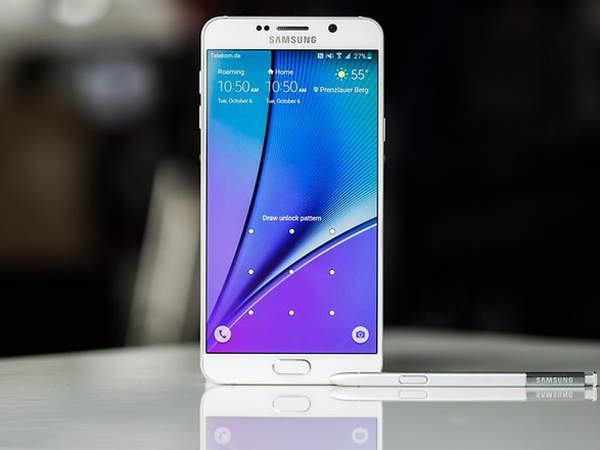 Setelah Samsung Galaxy S6 dan S7, Layar Lengkung Juga Akan Diterapkan di Galaxy Note 6?