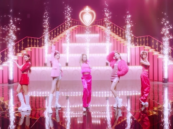 Rayakan 15 Tahun, KARA Rilis MV 'When I Move'