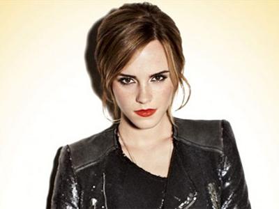Emma Watson Akui Hanya Punya 8 Pasang Sepatu