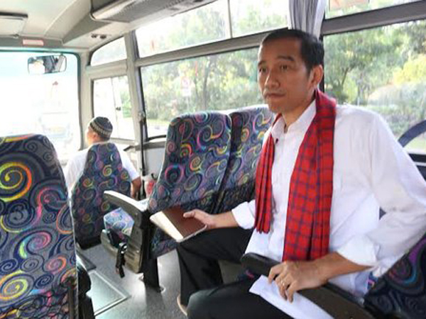 Dukung Metro Mini Dibubarkan, Jokowi Tetap Sindir Langkah Ahok