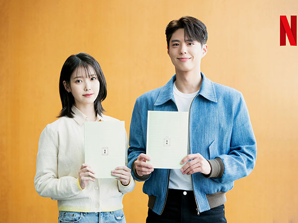 Drama Baru IU dan Park Bo Gum Akan Tayang di Netflix