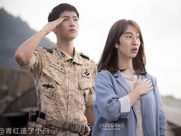 Fans Kreatif Buat Foto Editan Kocak Song Joong Ki dan Lee Kwang Soo di 'Descendants of the Sun'!