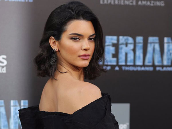 Padahal Jadi Model Penghasilan Tertinggi, Ke Mana Absennya Kendall Jenner di Panggung Fashion?