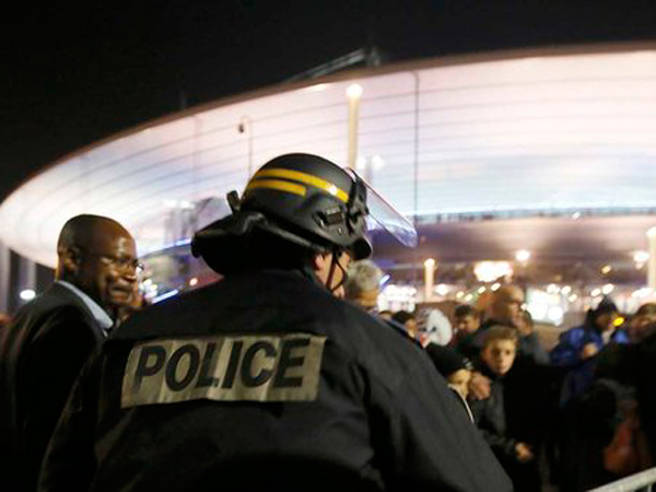 Seorang Petugas Keamanan Muslim Berhasil Cegah Ledakan di Tribun Stadion Pertandingan Prancis-Jerman