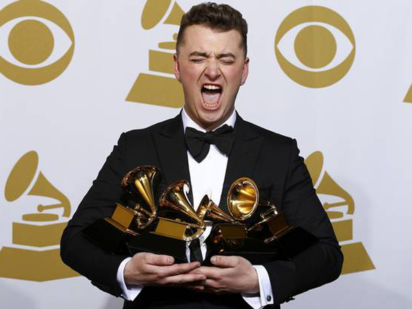 Sam Smith akan Izinkan Mantan Gebetannya Sentuh Trofi Grammy Awards Miliknya?