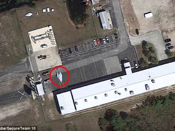 Tertangkap Google Earth, Inikah Pesawat Rahasia yang Disembunyikan Amerika Serikat?
