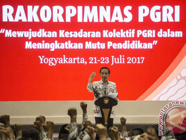 Selain Materi, Presiden Jokowi Sarankan Hal-hal Penting Ini Dijadikan PR Murid