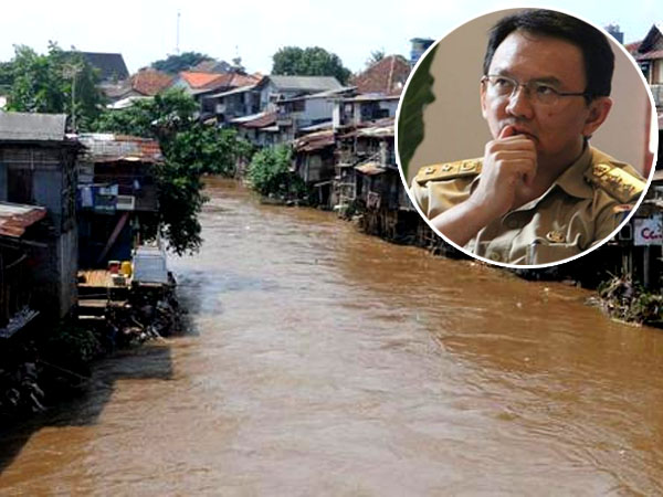 Ahok Minta PAM Olah Air Limbah Kali Ciliwung Jadi Air Bersih