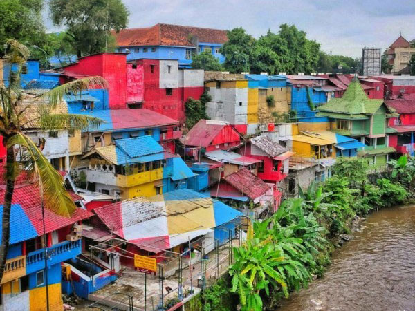 Deretan Kampung yang Dulunya Kumuh Kini Berubah Jadi Cantik, Berubah 180 Derajat!