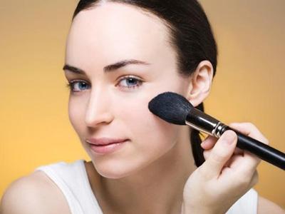 Yuk Ikuti Tips Ber-Makeup dengan Tepat