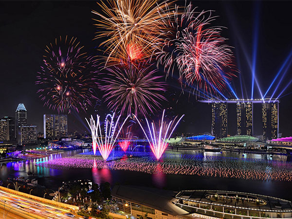 Inilah 6 Tempat Terbaik di Asia Untuk Menikmati Pesta Kembang Api Pada Malam Tahun Baru!