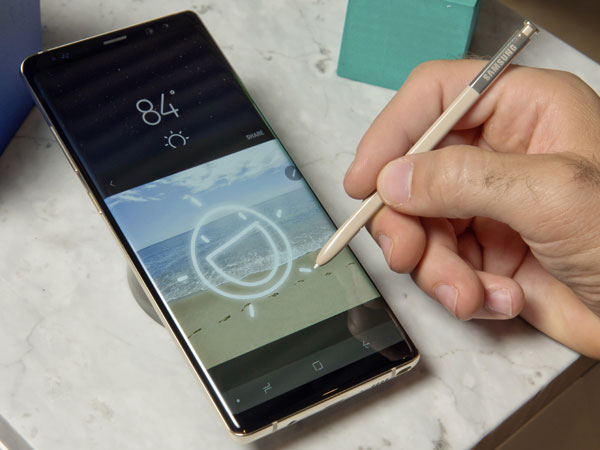 Samsung Gunakan Bahasa Indonesia Saat Unjuk Keunggulan S Pen Galaxy Note 8