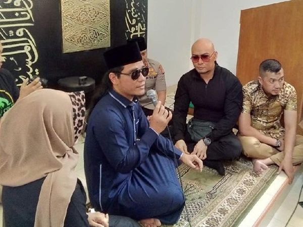 Ucap Kalimat Syahadat, Deddy Corbuzier Resmi Jadi Mualaf