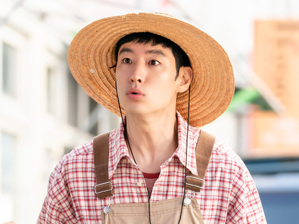 Gemasnya Lee Je Hoon Menyamar Jadi Petani di Taxi Driver 2