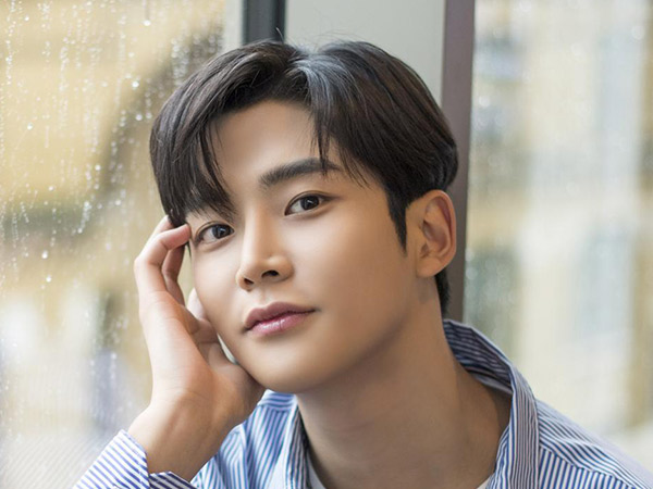 Rowoon SF9 Buka-bukaan Soal Cinta Pertamanya yang Romantis