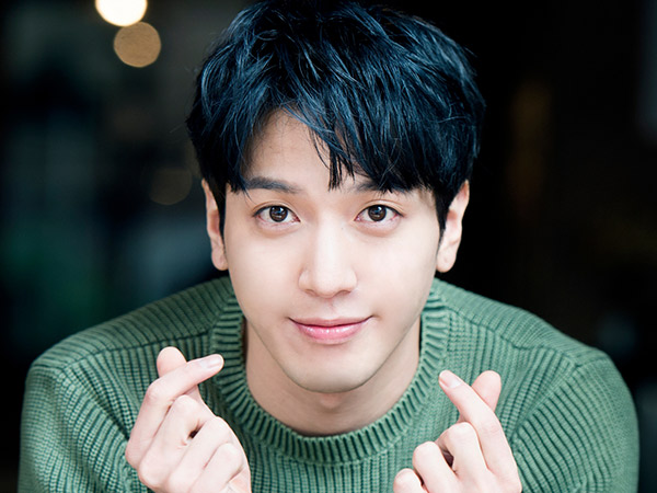 Di Konser Solo, Yonghwa Kembali Minta Maaf Atas Kontroversinya dengan Universitas Kyunghee