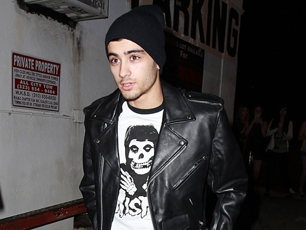 Duh, Tas Milik Zayn Malik Dicuri Fans Saat Tur One Direction?