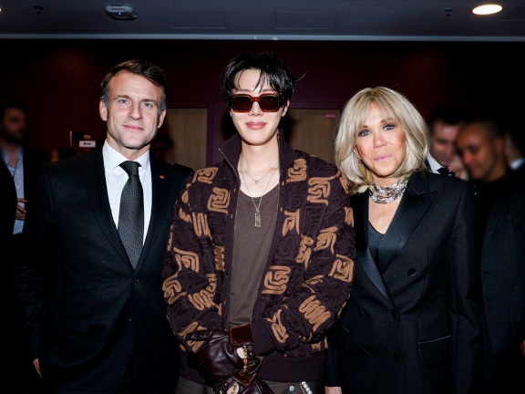 J-Hope BTS Jadi Pembuka Le Gala des Pièces Jaunes Atas Permintaan Ibu Negara Prancis