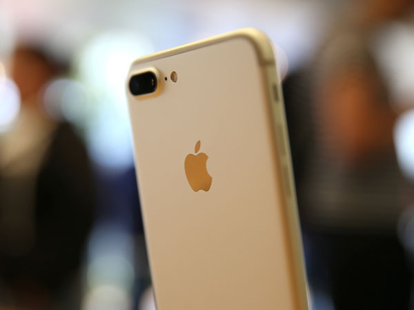 Bocoran Terbaru Sebut iPhone 8 Hadir dalam 3 Warna, Ada Tembaga?