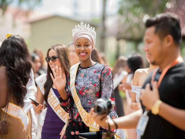 Ayan Said, Hijabers Pertama yang Jadi Juara Miss Global 2017