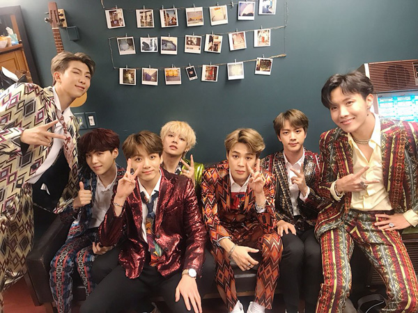 Congrats! BTS Menangkan 'Favorite Social Artist' di American Music Awards 2018