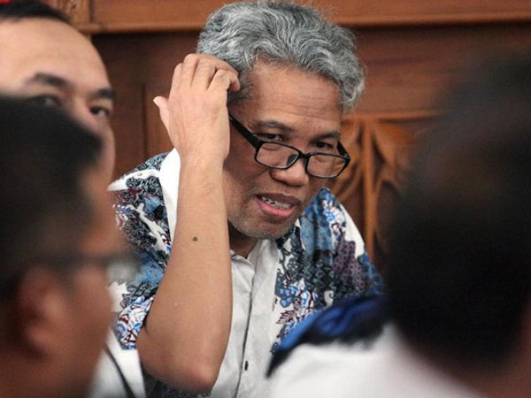 Jaksa Tuntut Buni Yani Dua Tahun Kurungan Penjara