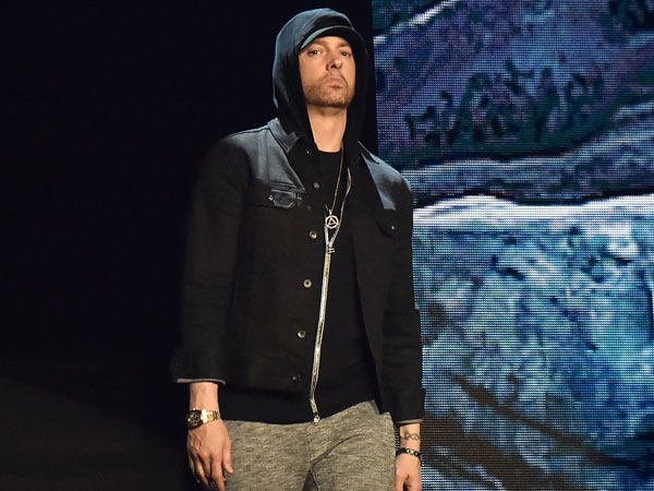 Cara Rapper Legendaris Eminem 'Rayakan' 10 Tahun Terhindar Jauh dari Kematian