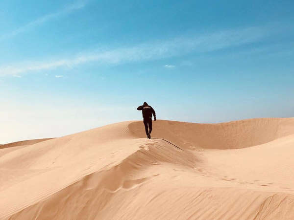 Eksotisnya Pantai Oetune di NTT Mirip Gurun Sahara