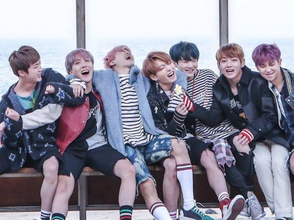 Happy Birthday Queen! Lagu BTS 'Spring Day' Bertahan 7 Tahun di Chart Melon