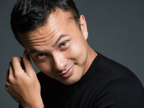 Kelakuan Nicholas Saputra di Instagram Makin Receh, Netizen Makin Gemas!