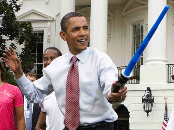 Tinggalkan Awak Media, Presiden Obama Juga Terkena Demam ‘Star Wars’