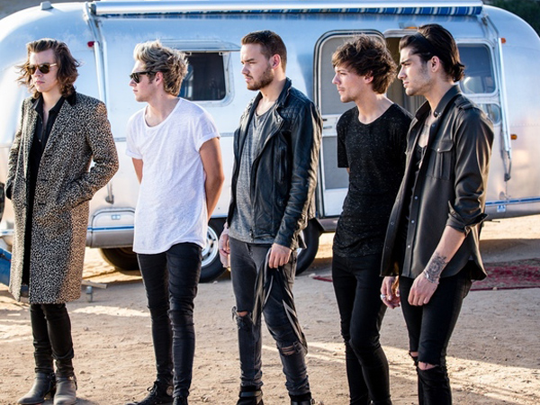 Ajak Legenda Hollywood, One Direction Segera Rilis Video Musik 'Aneh'!