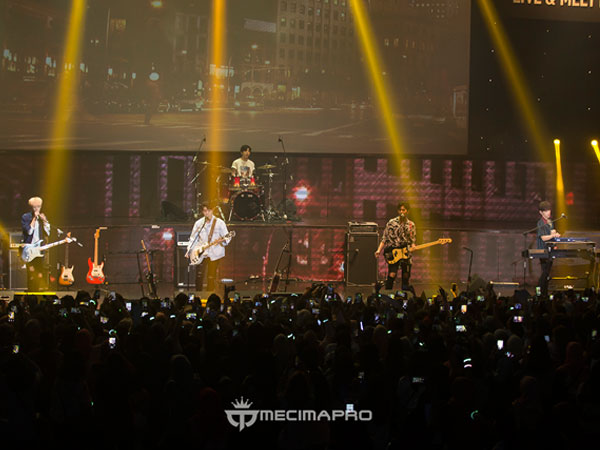 DAY6 Sukses Sapa Penggemar Indonesia Pertama Kali di 'DAY6 Live and Meet in Jakarta'