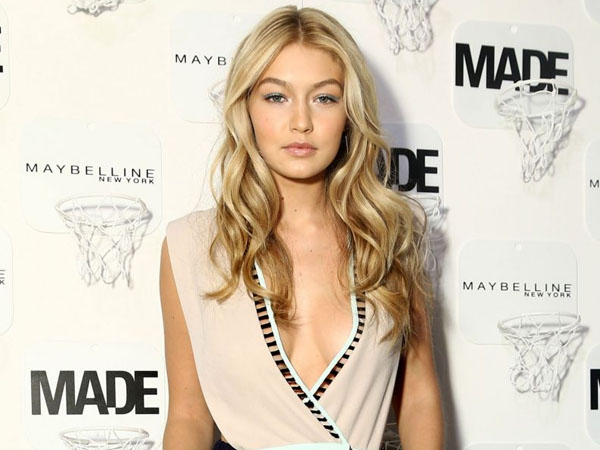 Lupakan Pendidikan, Gigi Hadid Pilih Fokus Berkarir?