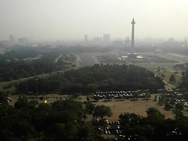 Langit Jakarta Akan Diselimuti Kabut Asap Hingga Tiga Hari ke Depan