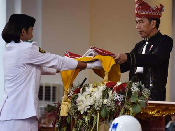 Presiden Jokowi Ungkap Rahasia Bisikan Ke Paskibraka Ini, Apa Isi Pembicaraannya?