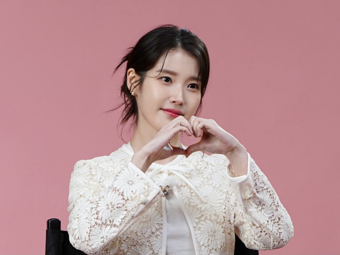 IU Rayakan Hari Ulang Tahun dengan Donasi Lebih dari 2 Miliar