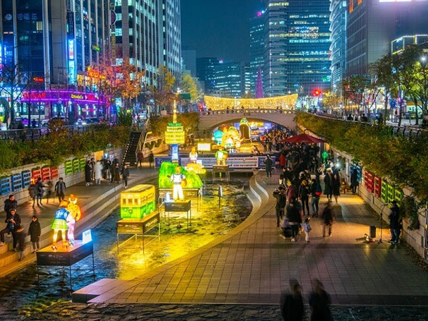 Menikmati Suasana Romantis di Festival Lampu Korea Selatan