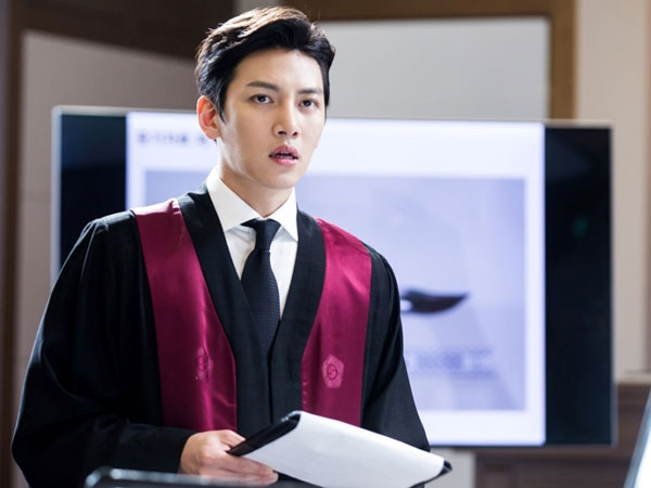 Ji Chang Wook Ungkap Hal Inilah yang Buat Dirinya Bahagia Berperan di 'Suspicious Partner'