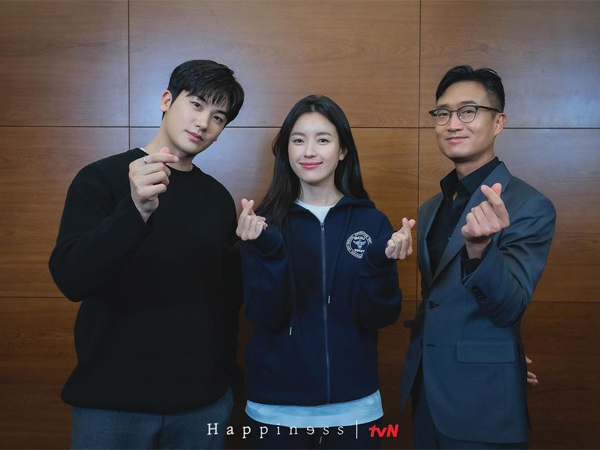 Park Hyung Sik, Han Hyo Joo, dan Jo Woo Jin Bicara Soal Karakternya di Drama 'Happiness'