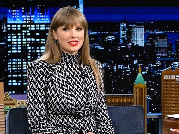 Taylor Swift Akan Debut Sutradara dalam Film dari Naskahnya Sendiri