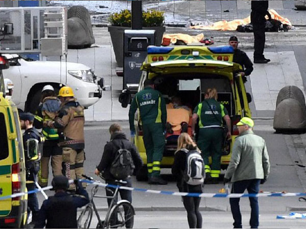 Tewaskan 4 Orang, PBB Kecam Aksi Teror Truk di Swedia!