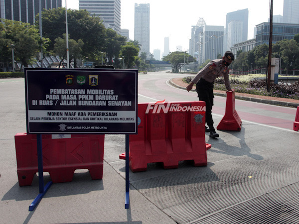 Vaksin Berbayar Batal, PPKM Diperpanjang Hingga Akhir Juli