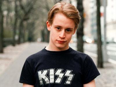 Duh, Macaulay Culkin Mampu Habiskan 60 Batang Rokok Sehari!