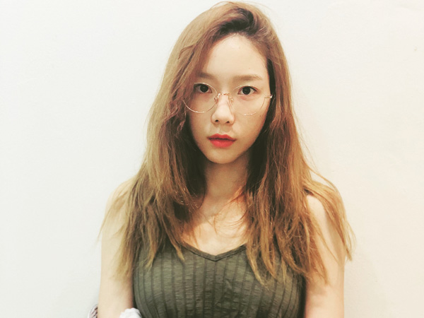 Kedapatan Follow Akun Fans Jimin BTS, Taeyeon SNSD Mengaku Di-hack