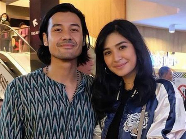 Serunya, Chicco Jerikho Pamer Kejutan Ulang Tahun dari Mikha Tambayong!