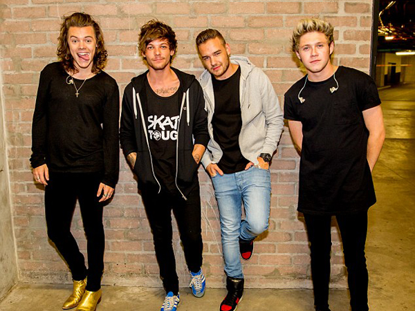 Penonton Rusuh, One Direction Hentikan Sementara Konsernya di Dubai!