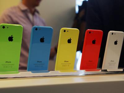 Hanya Sehari, iPhone 5S Langsung Habis Terjual di India