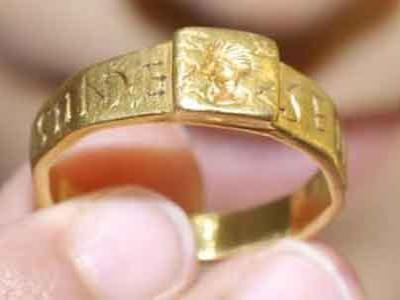 Cincin Lord Of The Ring Mulai Dipamerkan